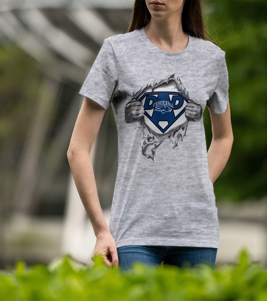 Nevada Wolf Pack Super Dad Superman T-Shirt