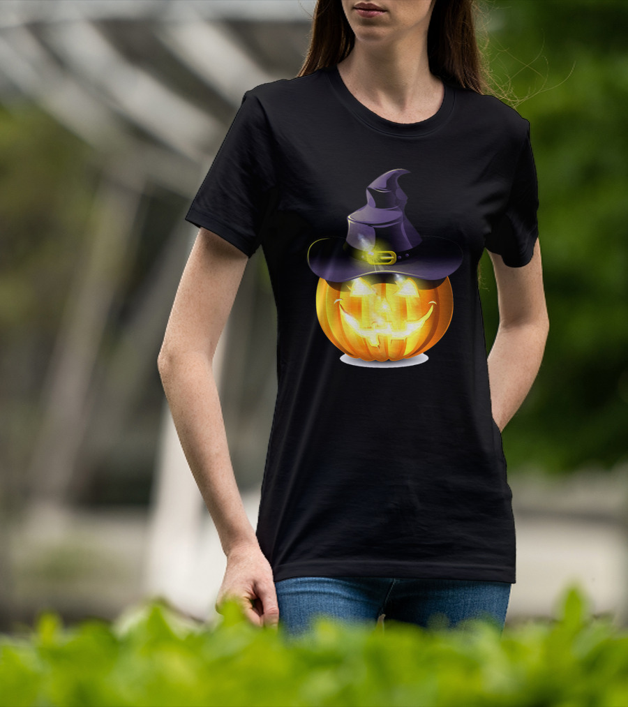 Halloween Pumpkin With Witch Hat And Glowing Smile T-Shirt