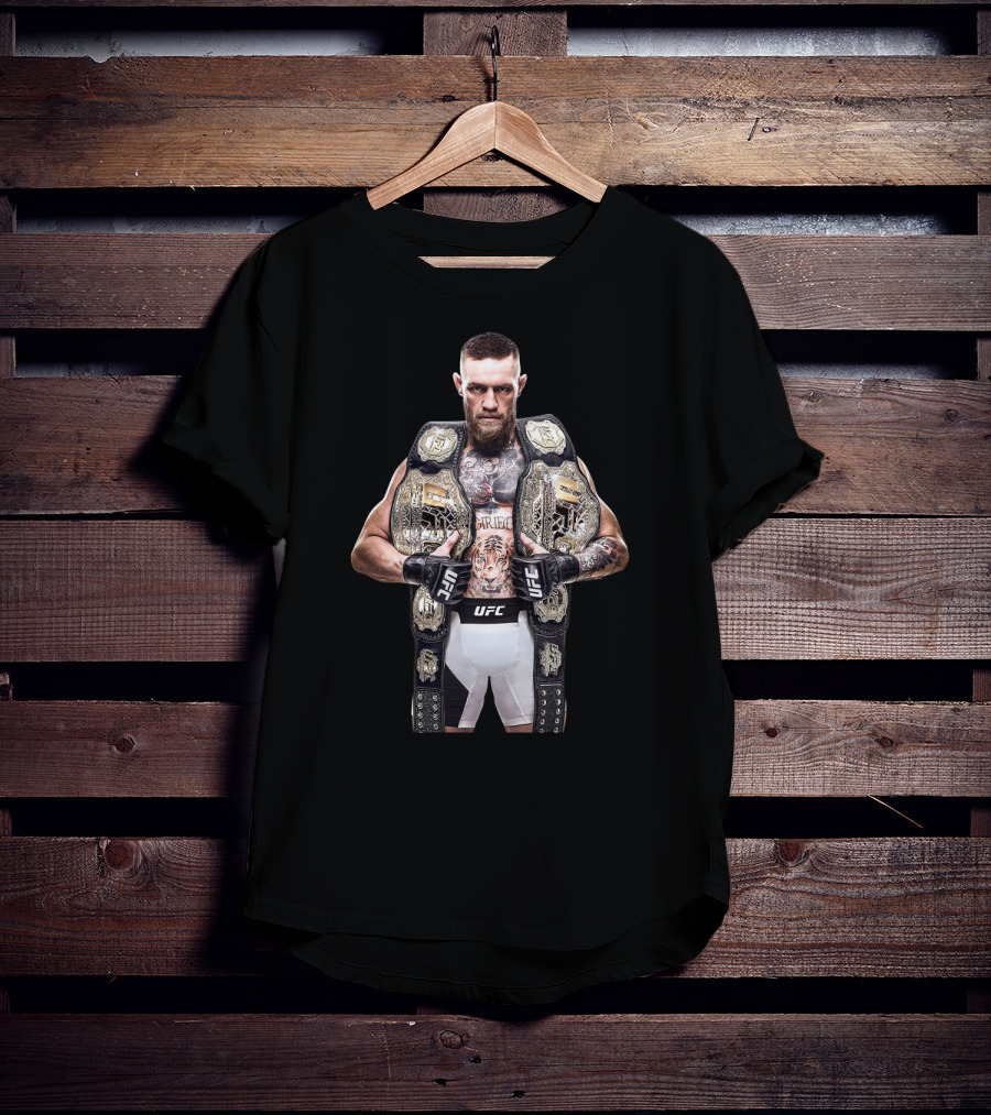 Conor McGregor Double UFC Champion EA Sports UFC 3 Cover UFC 196 Victory T-Shirt