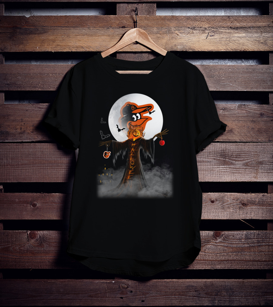 Halloween Baltimore Orioles Spooky Full Moon Scarecrow With Bats T-Shirt