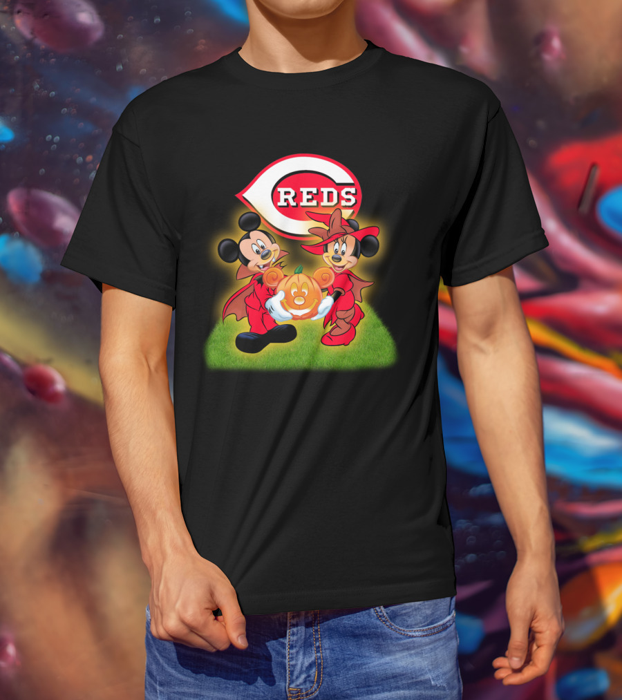 Cincinnati Reds Halloween Mickey Minnie Pumpkin T-Shirt