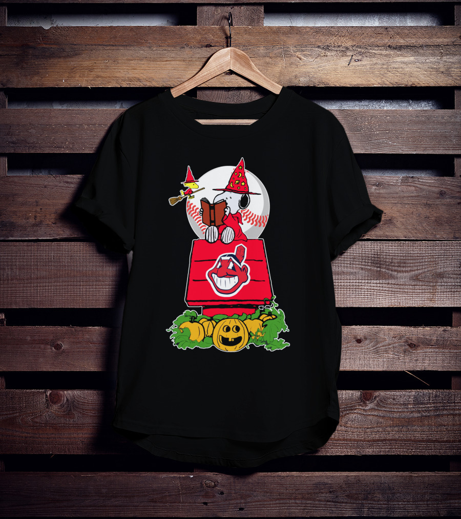 Snoopy Halloween Cleveland Baseball Pumpkins And Witch Hat T-Shirt