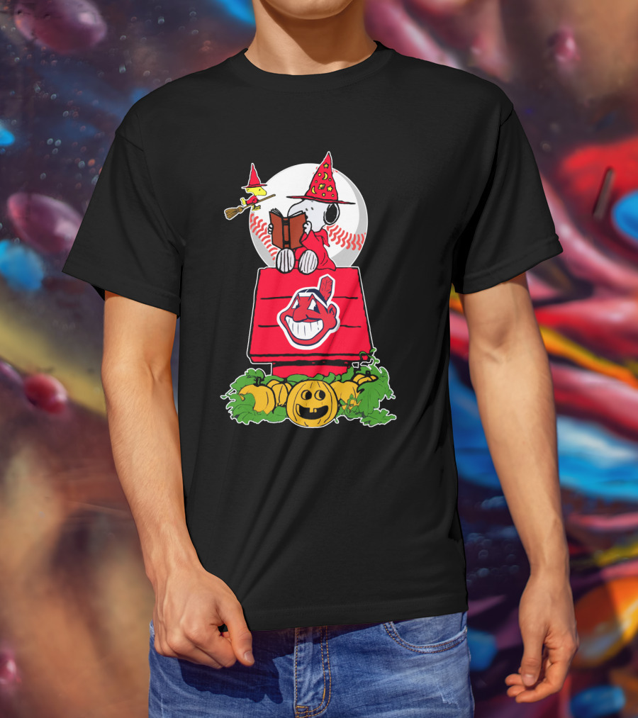Snoopy Halloween Cleveland Baseball Pumpkins And Witch Hat T-Shirt