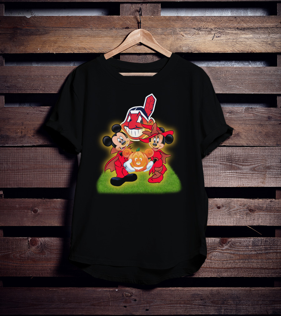Mickey Minnie Halloween Cleveland Indians Pumpkin T-Shirt