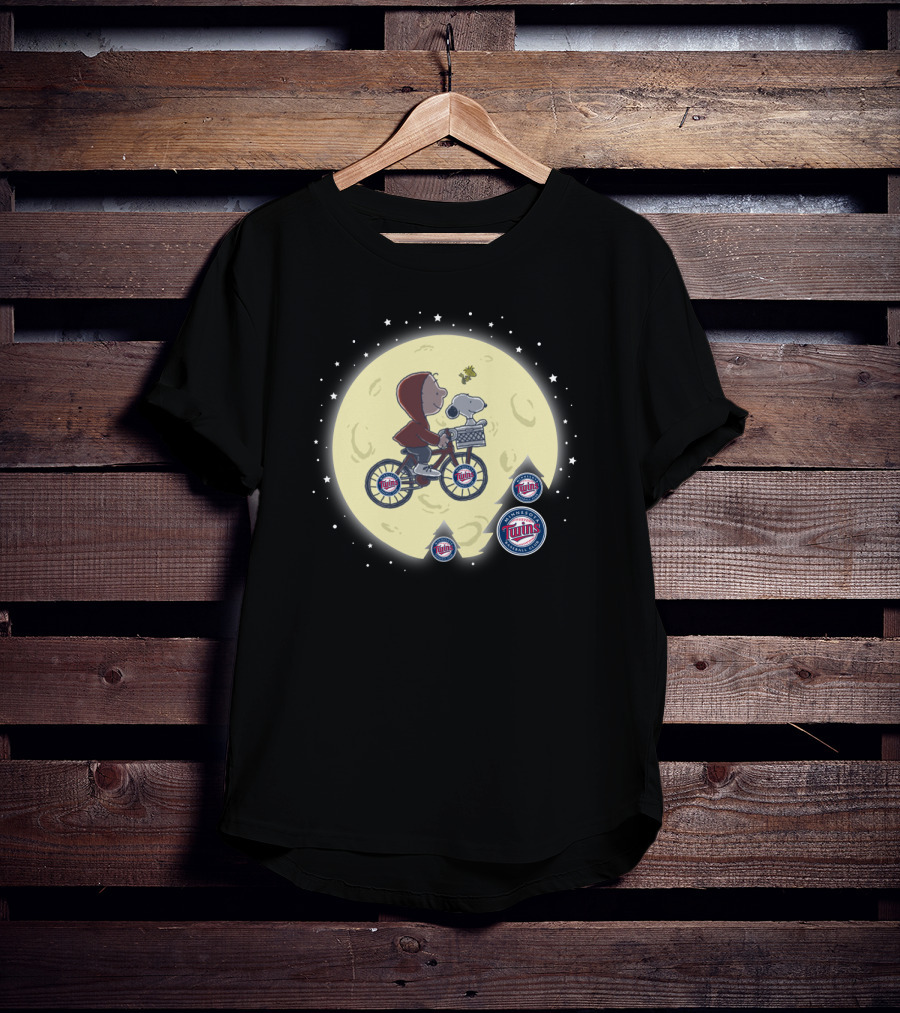 Minnesota Twins Peanuts Moon Bicycle E.t. Crossover Scene T-Shirt