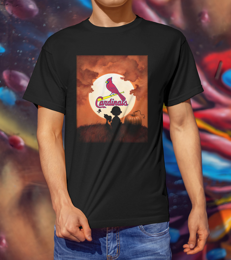 Halloween St. Louis Cardinals Moonlit Silhouette Pumpkin Scene T-Shirt