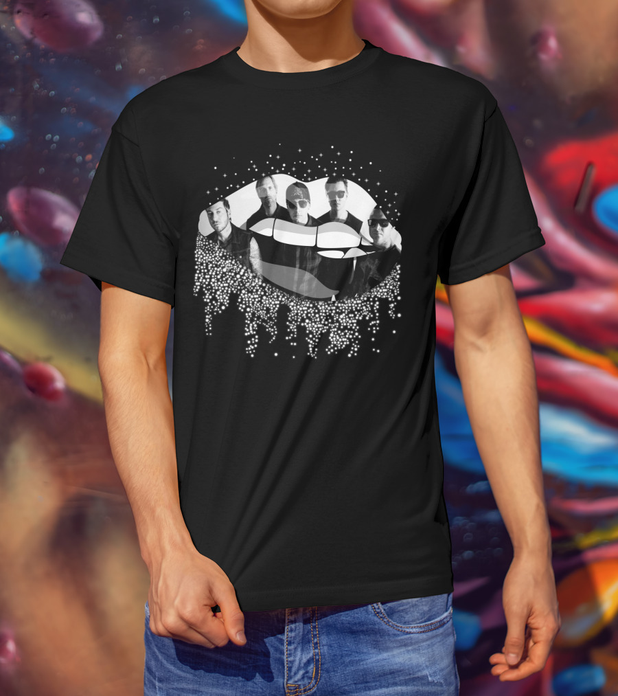 Avenged Sevenfold Band Members Dripping Lips Black And White Silhouette T-Shirt