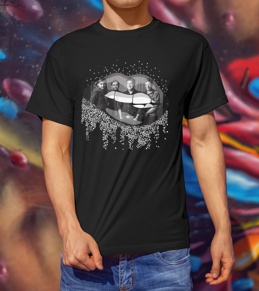Mumford And Sons Black And White Lip Silhouette Band Members Photo T-Shirt