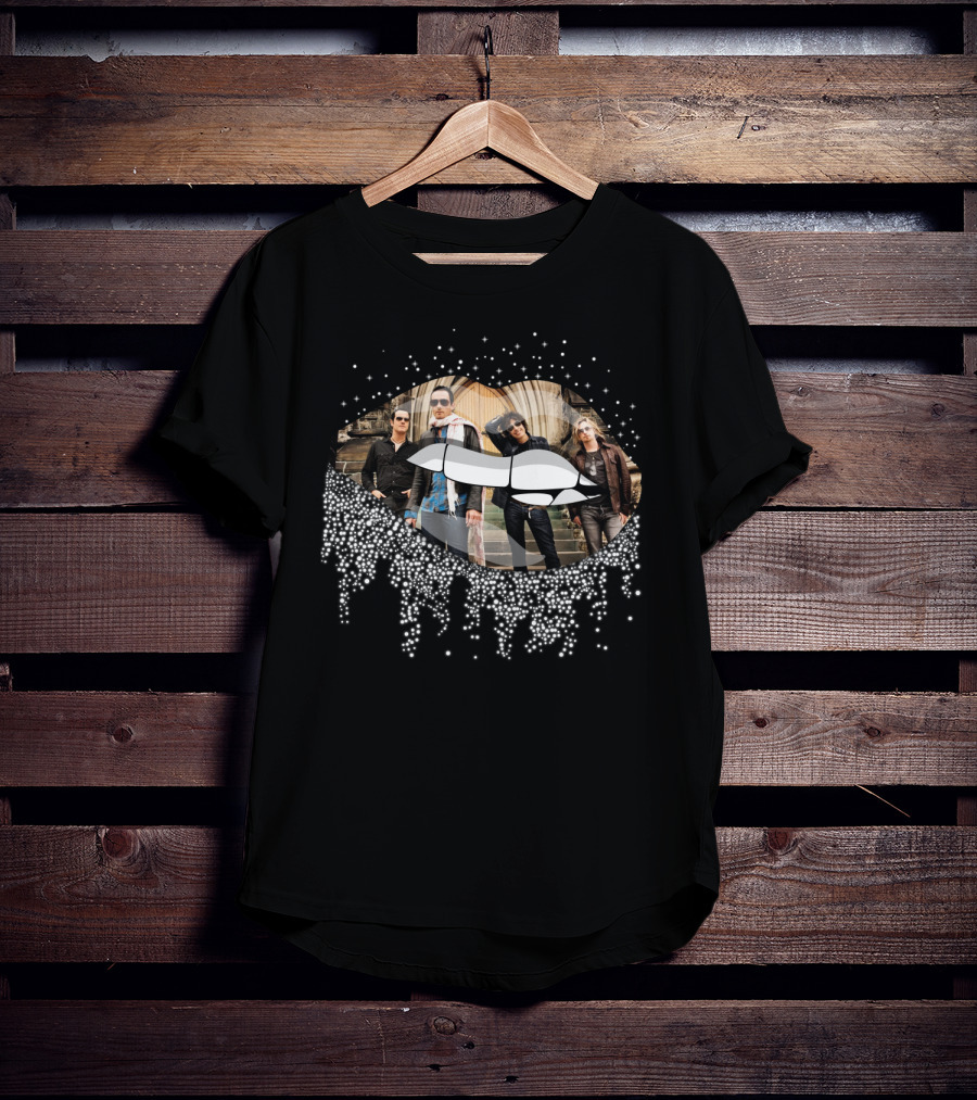 Stone Temple Pilots Band Photo Collage With Iconic Lips T-Shirt