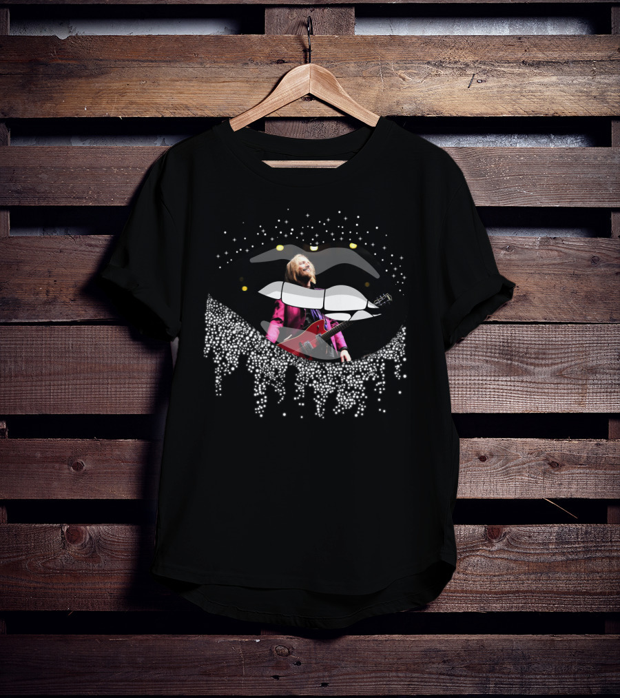 Tom Petty Lips Black White Dots Guitar Rockstar T-Shirt
