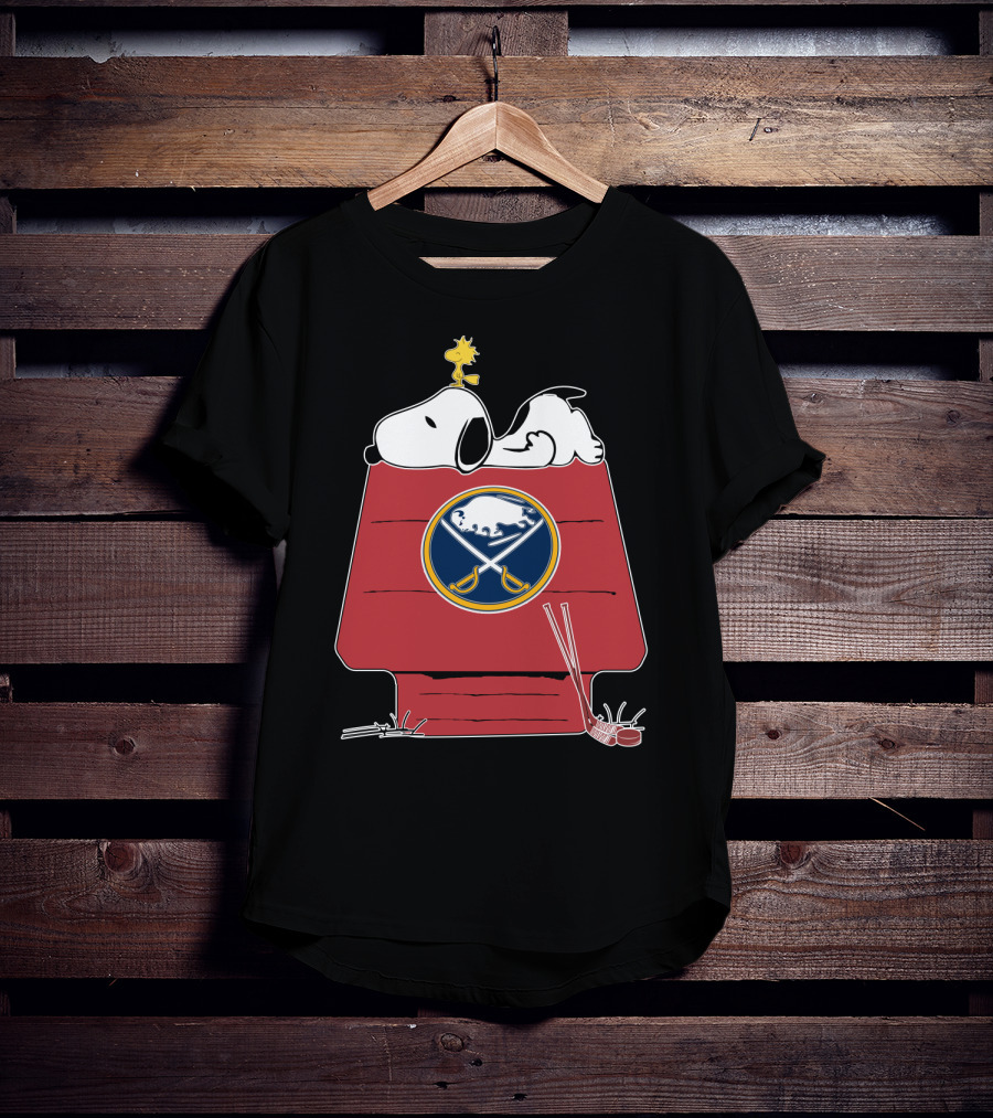 Snoopy Buffalo Sabres Hockey Doghouse Woodstock Nhl Peanuts T-Shirt