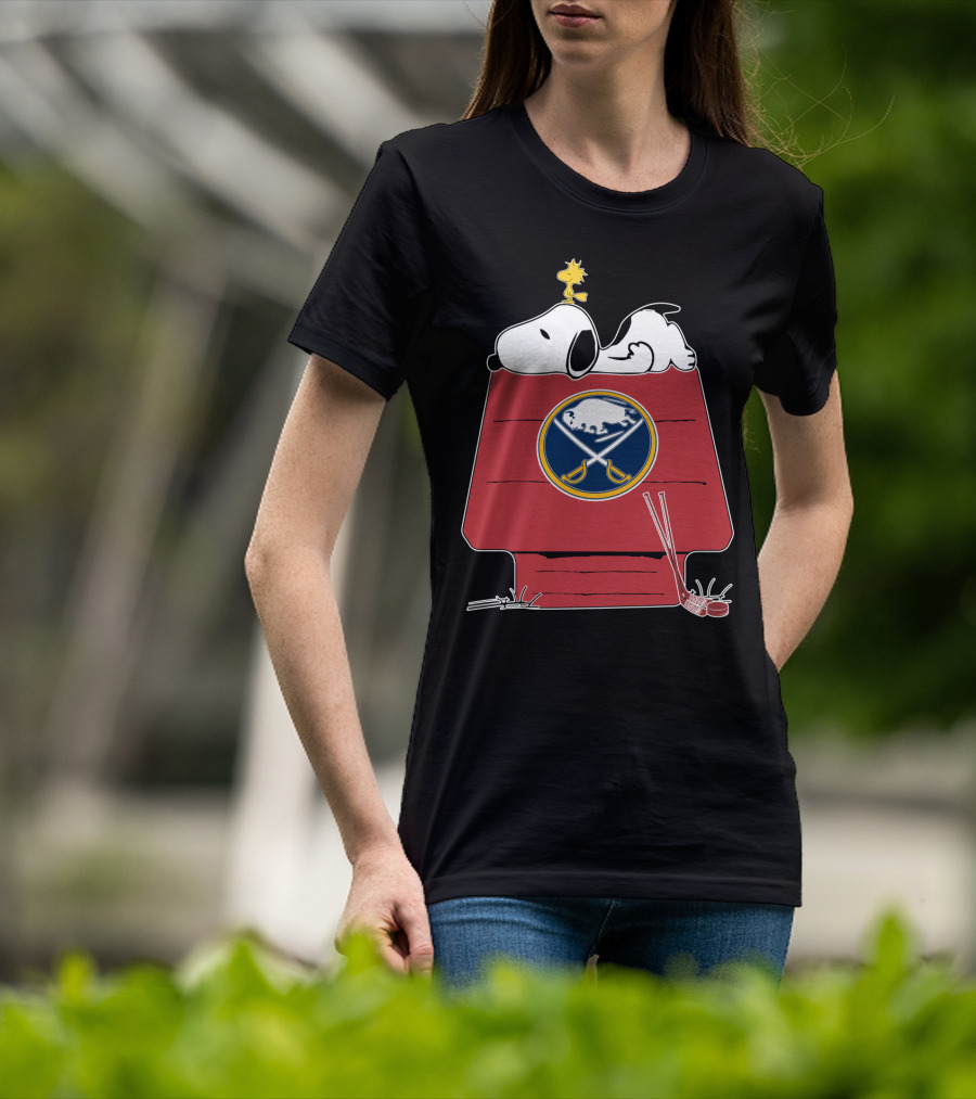 Snoopy Buffalo Sabres Hockey Doghouse Woodstock Nhl Peanuts T-Shirt