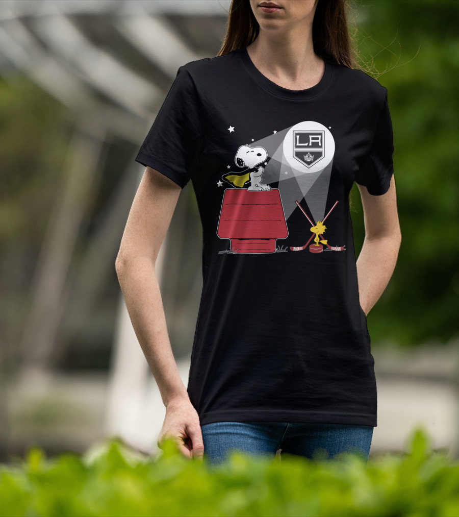 Snoopy Woodstock La Kings Logo Nighttime Scene T-Shirt