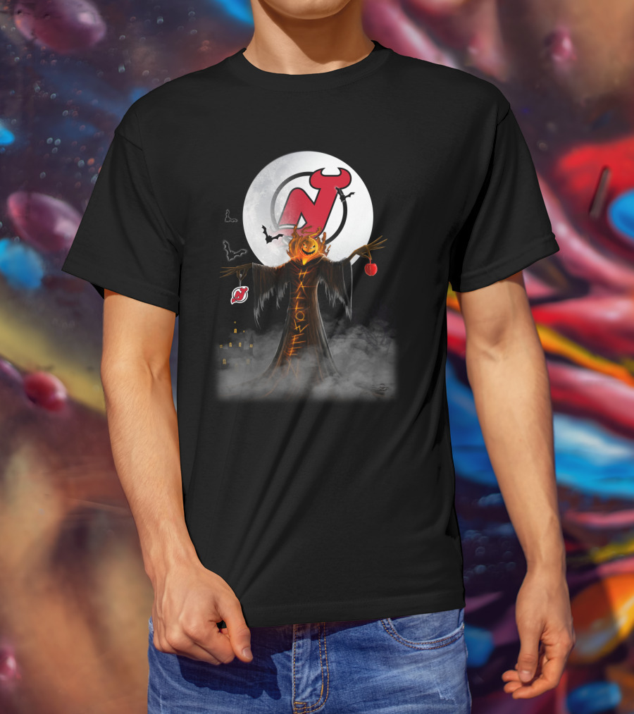 Halloween New Jersey Devils Logo With Pumpkin Head And Bats T-Shirt