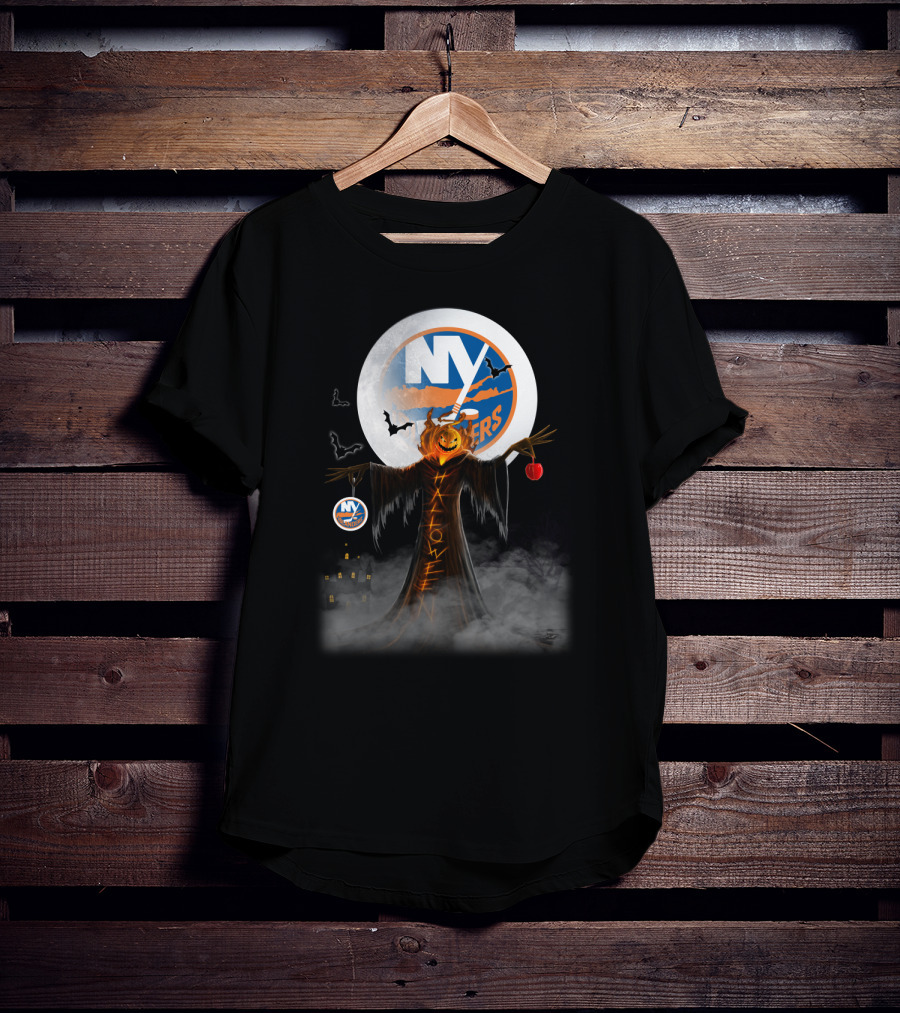 Halloween New York Islanders Pumpkin Moon Bats Spooky Scene T-Shirt