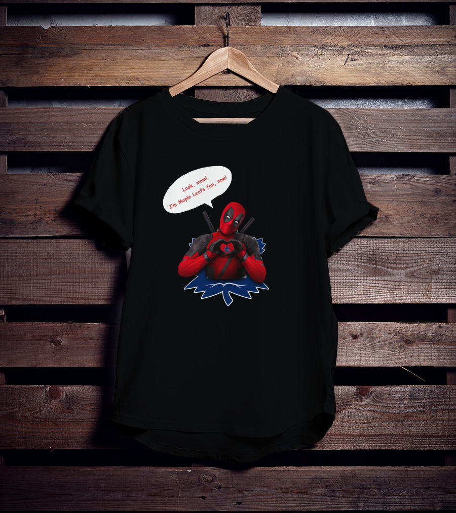 Toronto Maple Leafs Fan Deadpool Heart Gesture T-Shirt