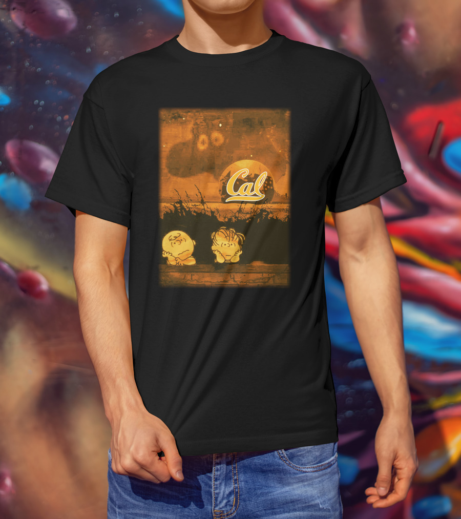 Cal Halloween Football With Charlie Brown And Linus Great Pumpkin T-Shirt