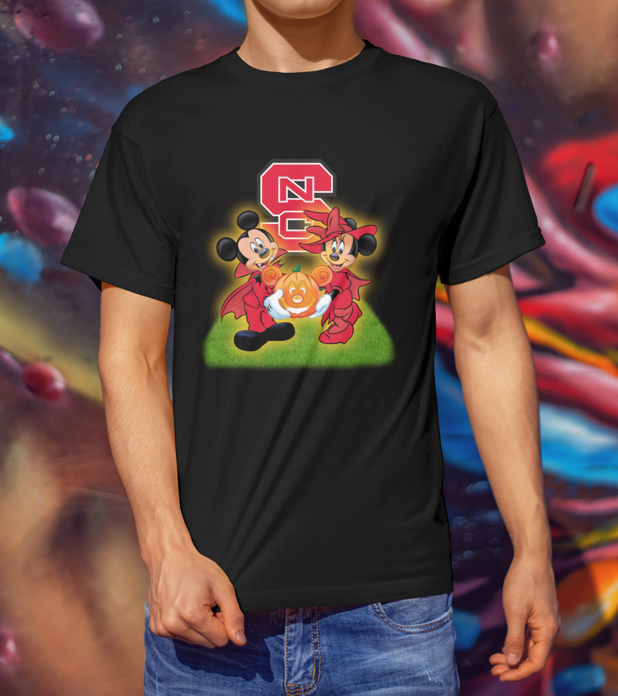 Nc State Wolfpack Halloween Football Mickey Minnie Pumpkin T-Shirt
