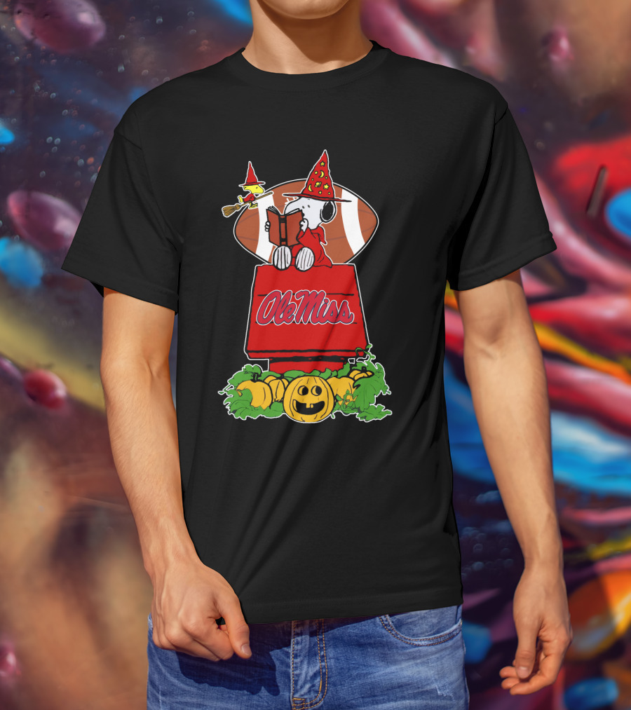 Ole Miss Peanuts Halloween Football Snoopy Woodstock Pumpkins T-Shirt