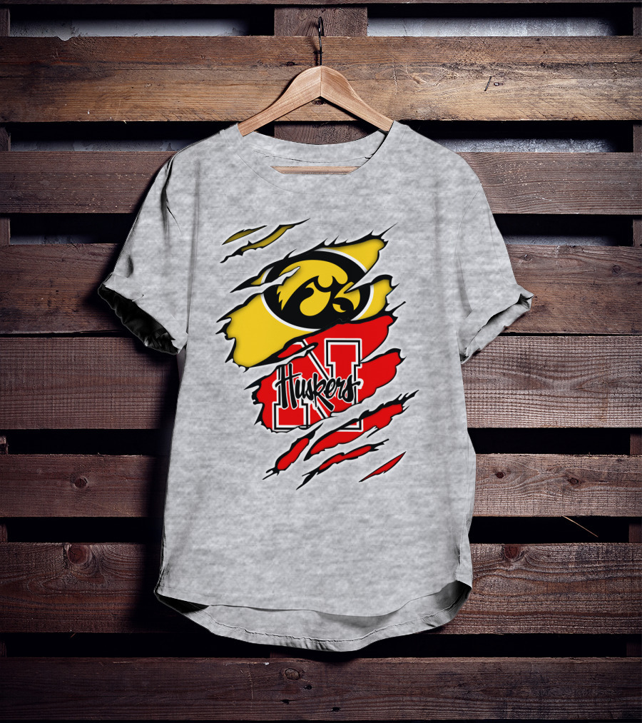 Hawkeyes Huskers Iowa Nebraska Clash T-Shirt