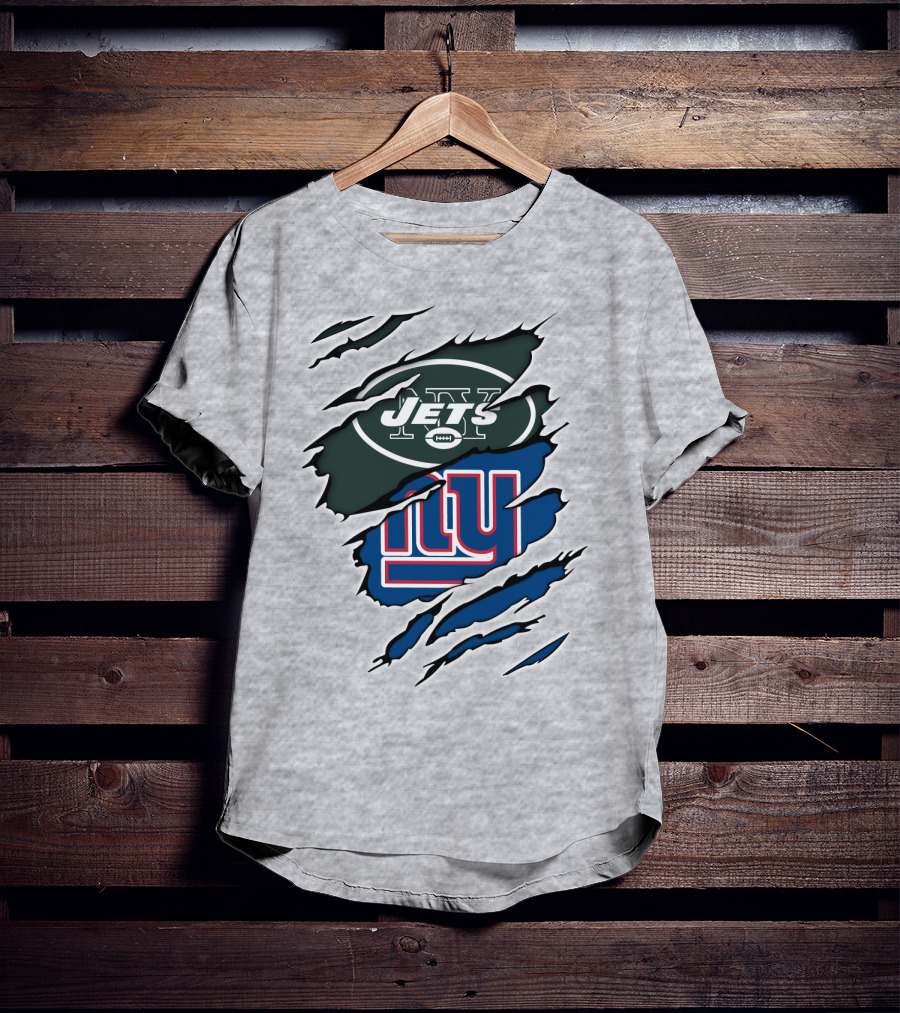 Jets Giants Logo Ripped T-Shirt