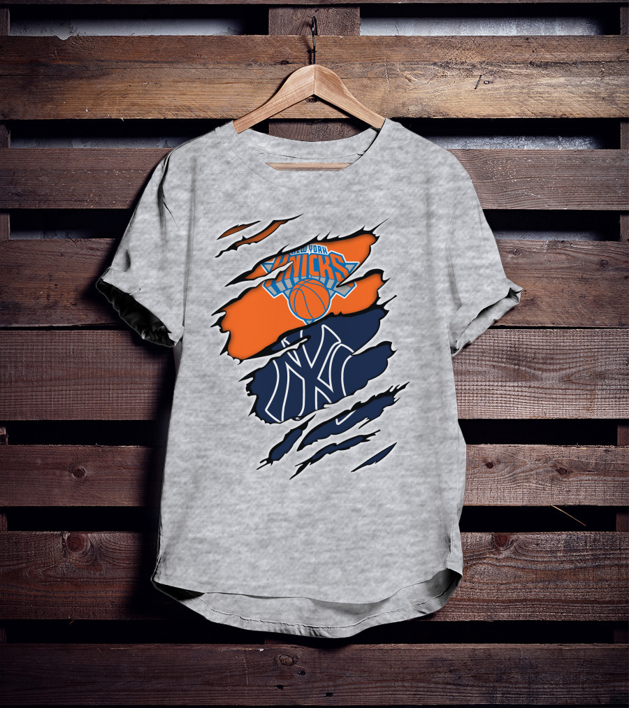 New York Knicks Yankees Split T-Shirt