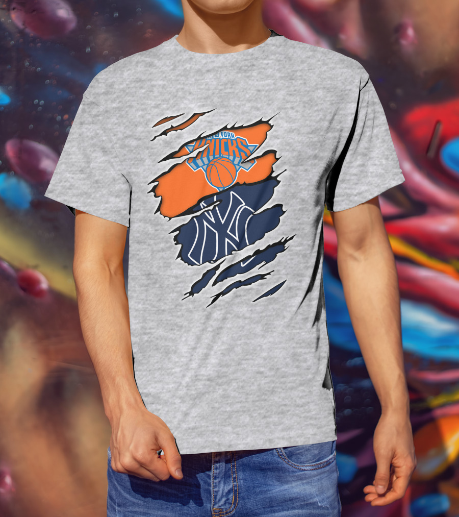 New York Knicks Yankees Split T-Shirt