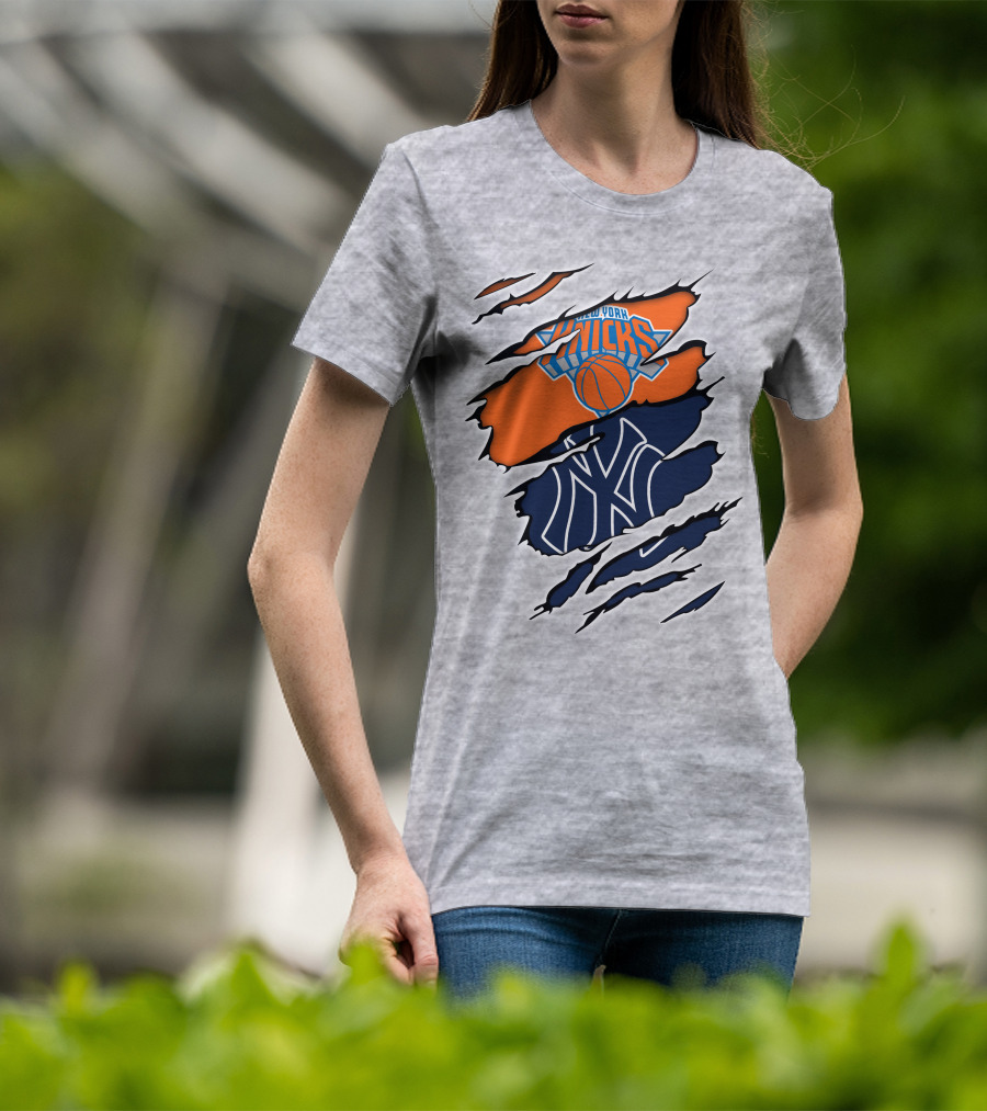 New York Knicks Yankees Split T-Shirt