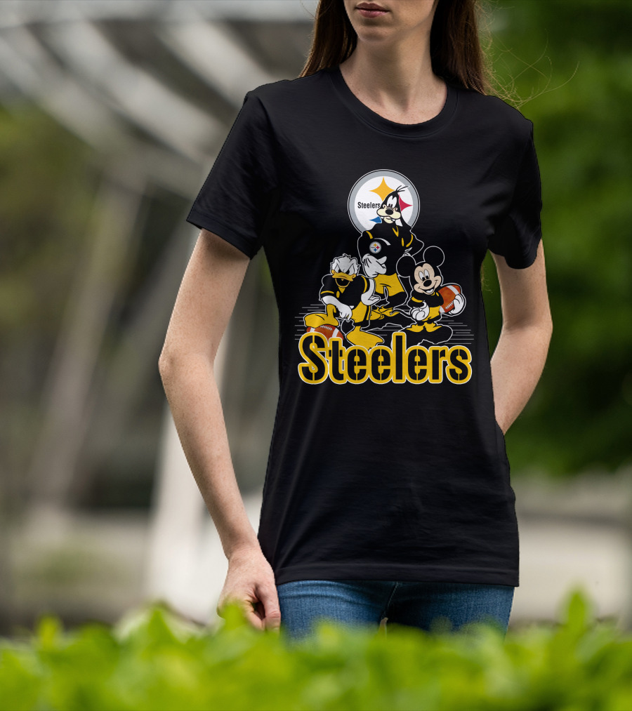 Steelers Mickey Donald Goofy Football Team Friendship T-Shirt