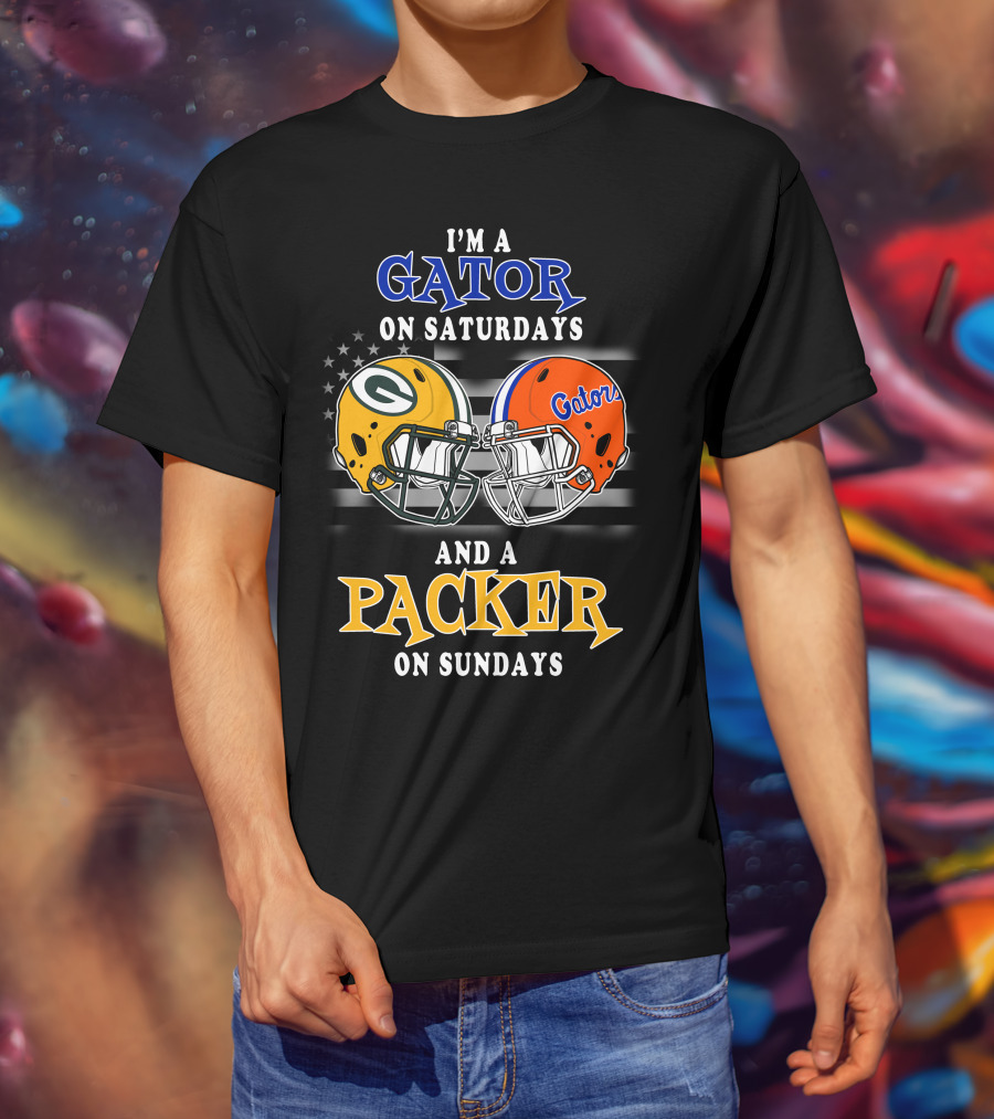 I'm A Gator On Saturdays And A Packer On Sundays Football Helmets T-Shirt