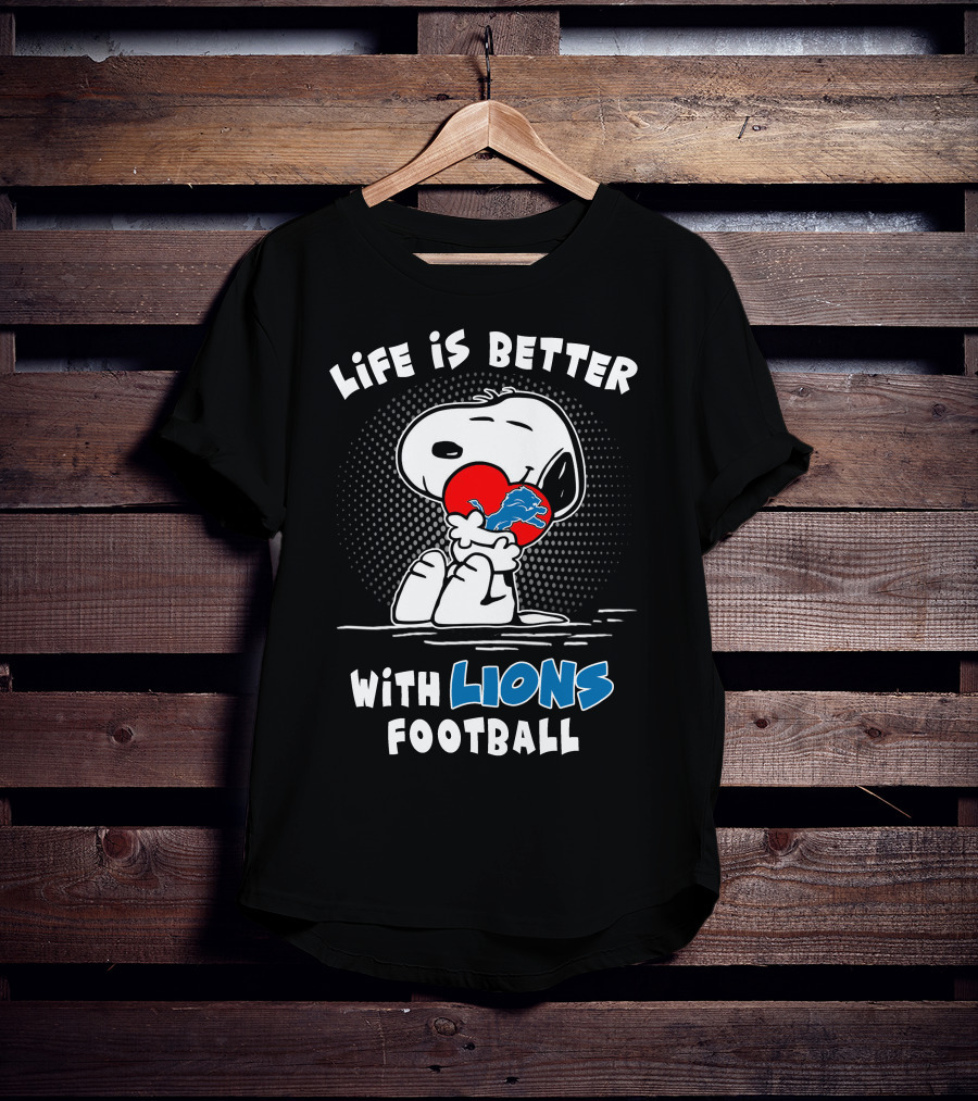 Life Is Better With Lions Football Snoopy Heart Detroit Lions T-Shirt