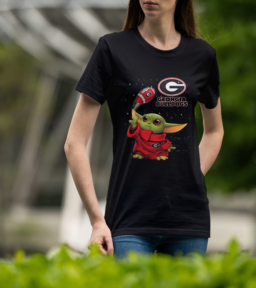 Baby Yoda Georgia Bulldogs Football Star Wars T-Shirt