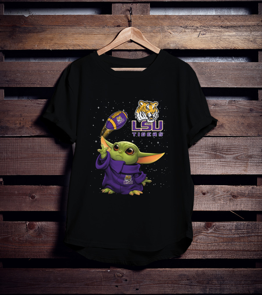 LSU Tigers Baby Yoda Football Tiger T-Shirt