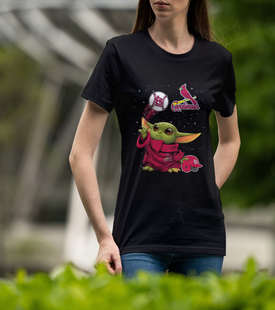 Baby Yoda With St. Louis Cardinals Baseball Starry T-Shirt