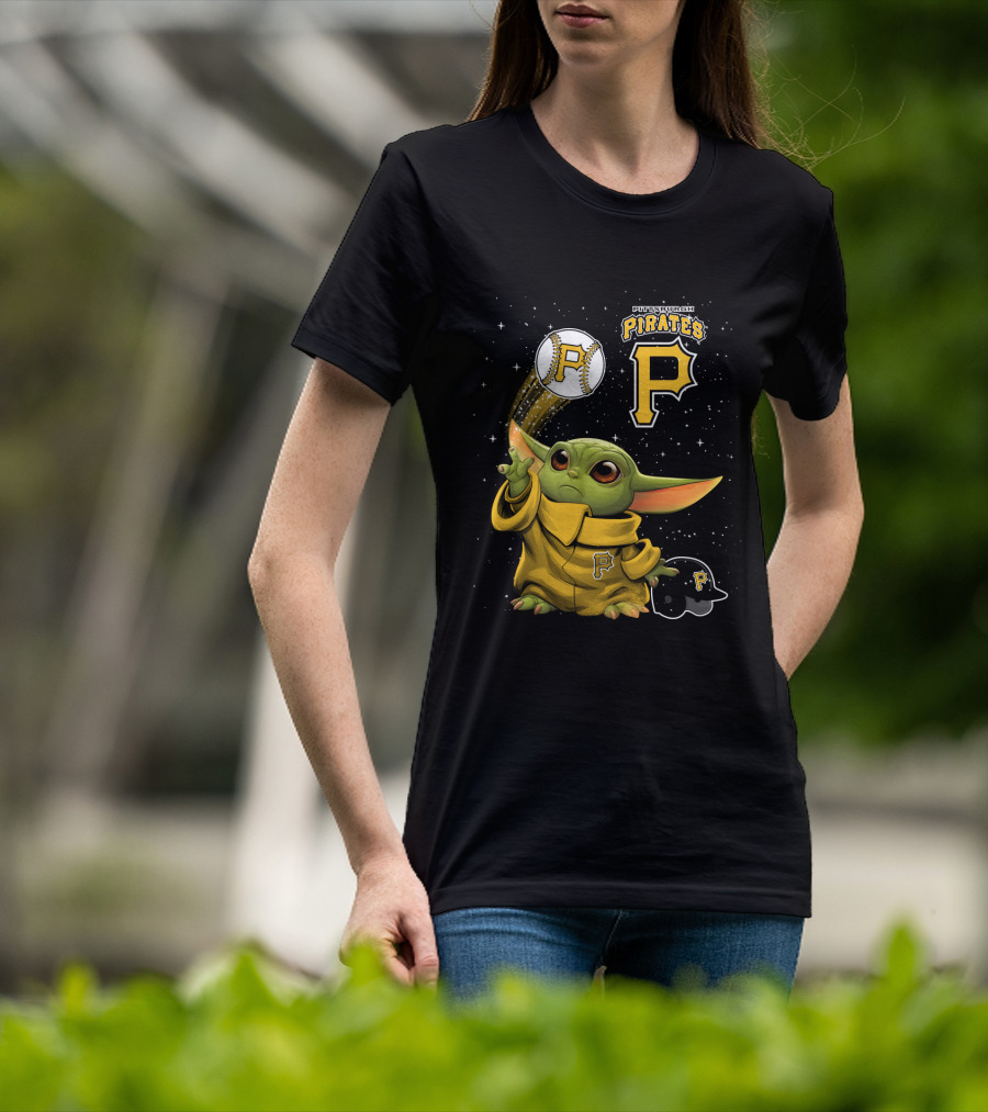 Pittsburgh Pirates Baseball And Adorable Green Character In Yellow Outfit T-Shirt