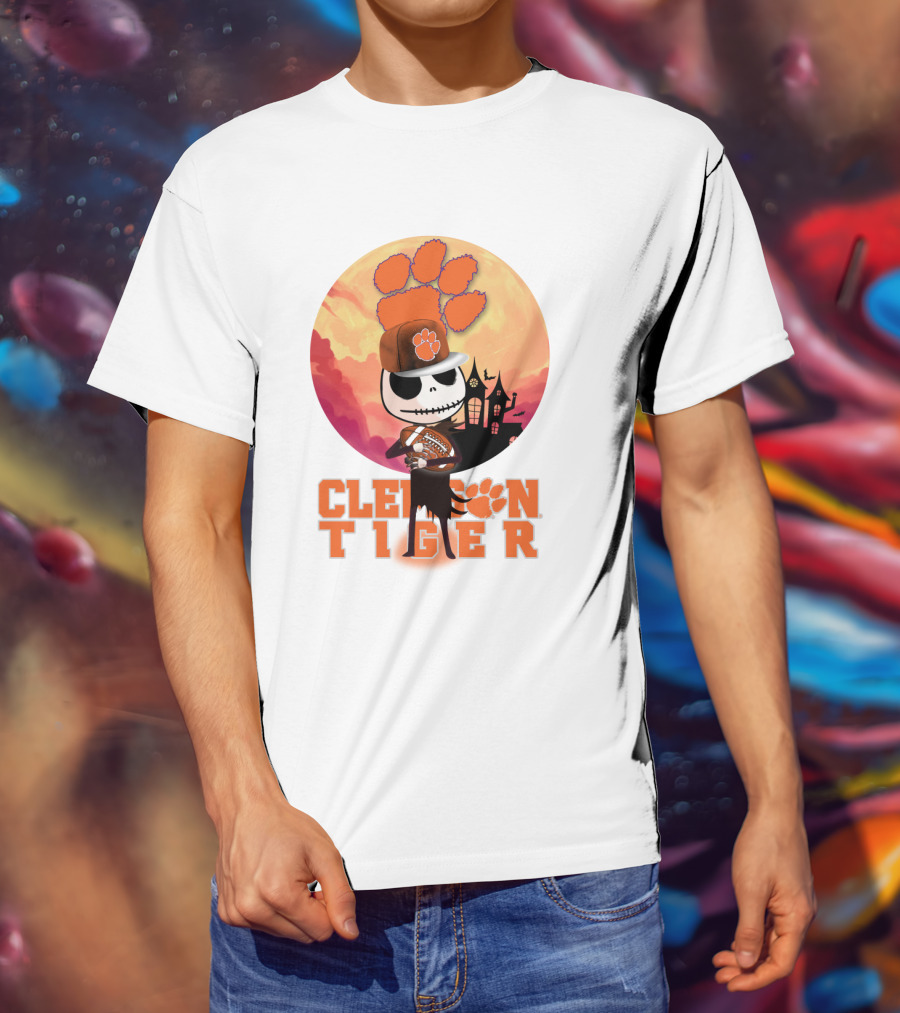 Clemson Tiger Skeleton Football Halloween Scene T-Shirt