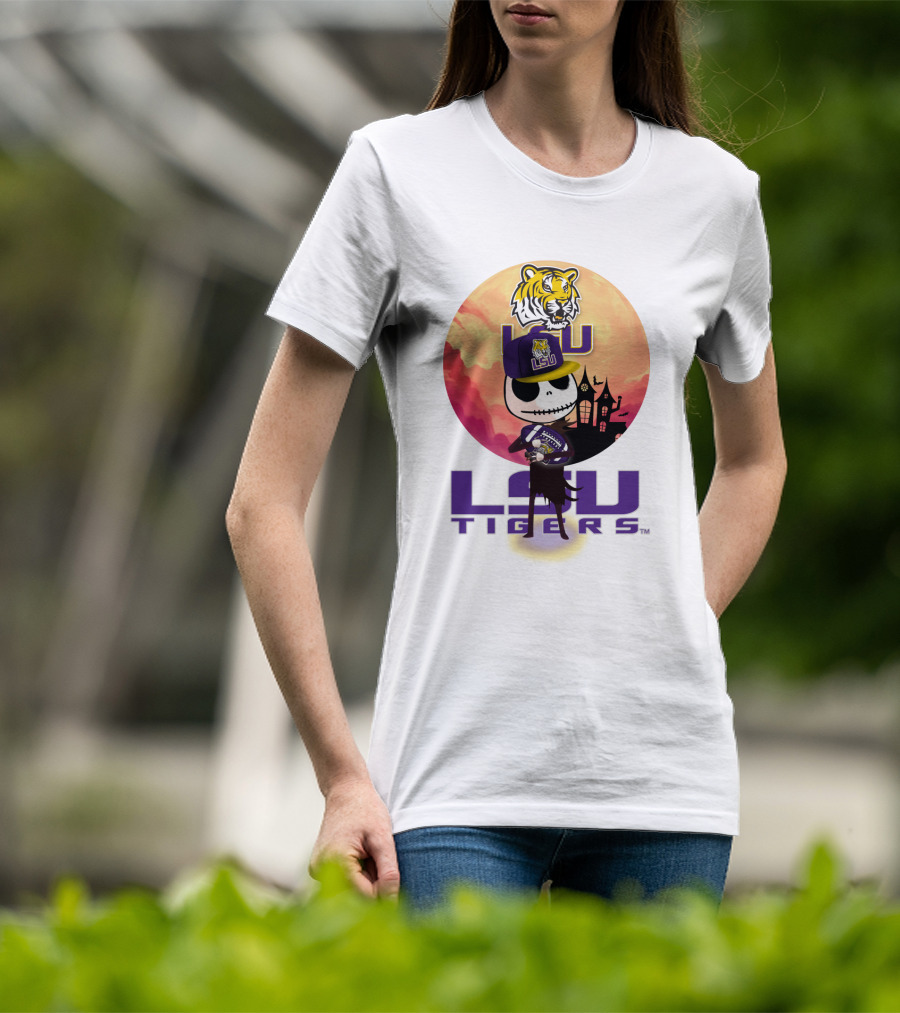 Lsu Tigers Halloween Skeleton In Hat With Tiger And Haunted House T-Shirt