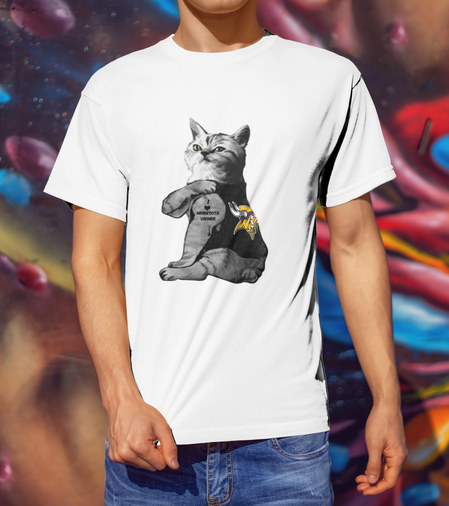 Minnesota Vikings Cat Hugging Football With Logo T-Shirt