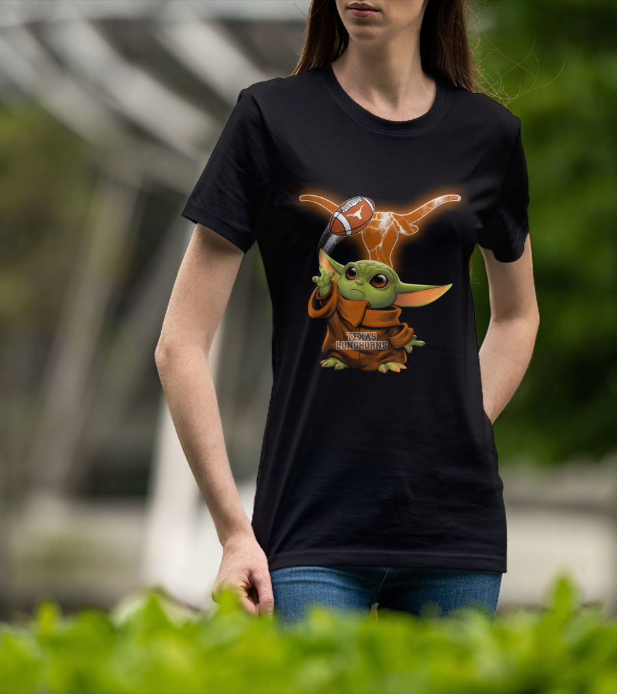 Texas Longhorns Baby Yoda Football Magic T-Shirt