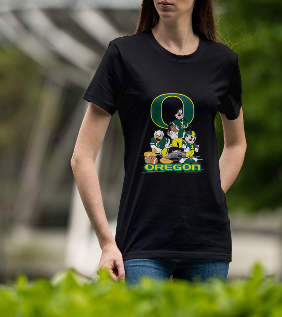 Chtnca10025 Oregon Football Donald Duck Goofy Mickey Mouse T-Shirt