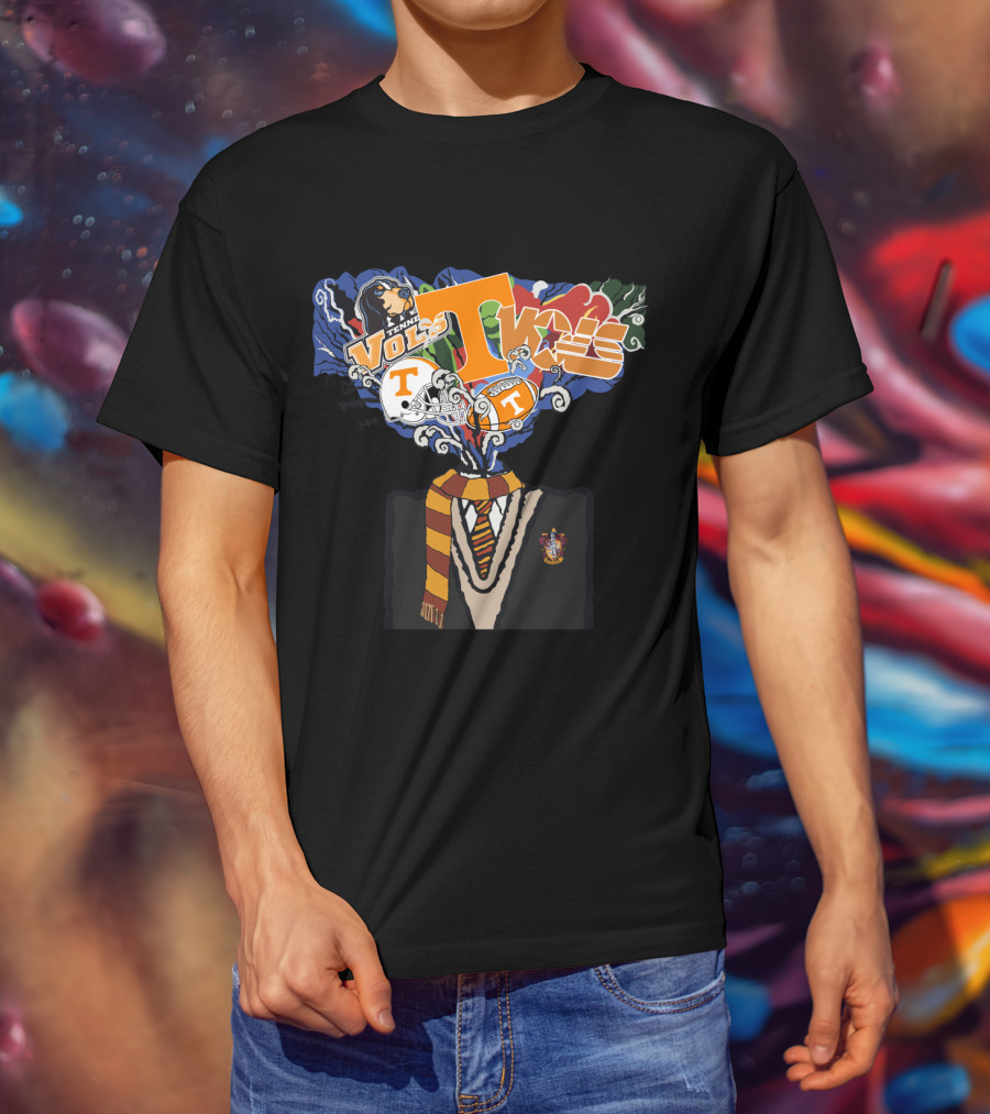Tennessee Volunteers Helmet With Hogwarts Gryffindor Scarf And House T-Shirt
