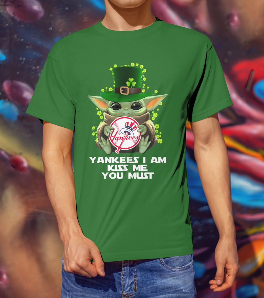 Yankees I Am Kiss Me You Must Mlb 44 Nyy T-Shirt