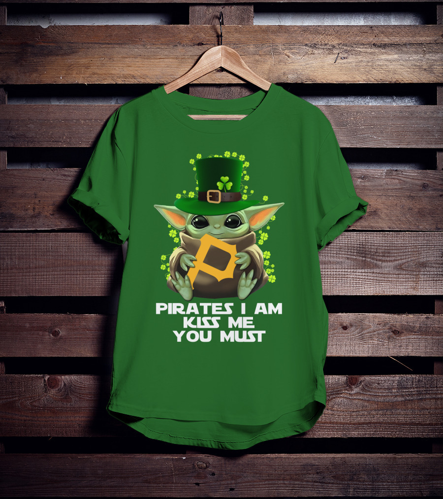Pirates I Am Kiss Me You Must T-Shirt