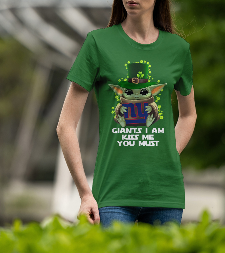 Giants I Am Kiss Me You Must Nyg Shamrock Hat T-Shirt