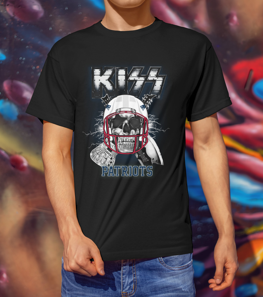 Kiss Patriots Skull Football Helmet Lightning T-Shirt