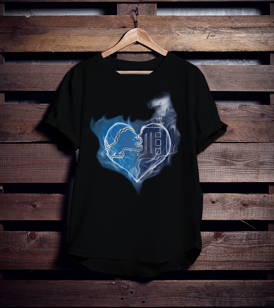 Detroit Lions And Tigers Heart T-Shirt