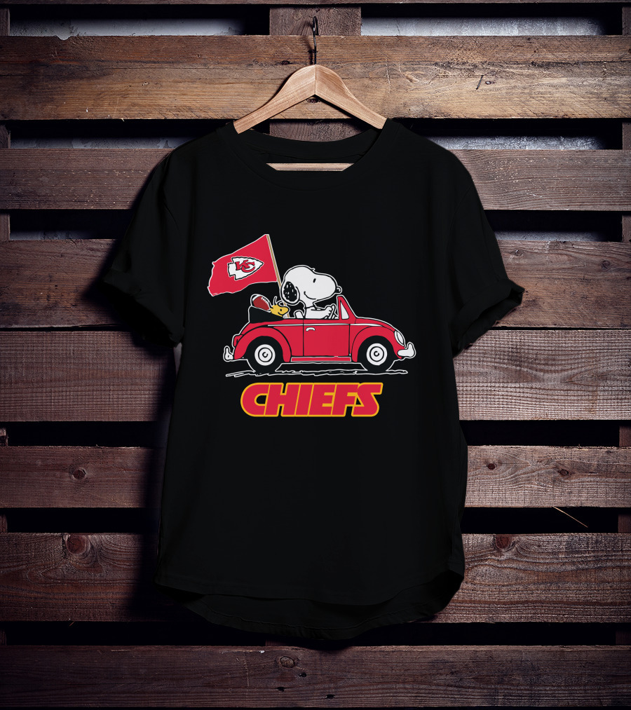 Snoopy Kansas City Chiefs Football Fan Car Ride T-Shirt