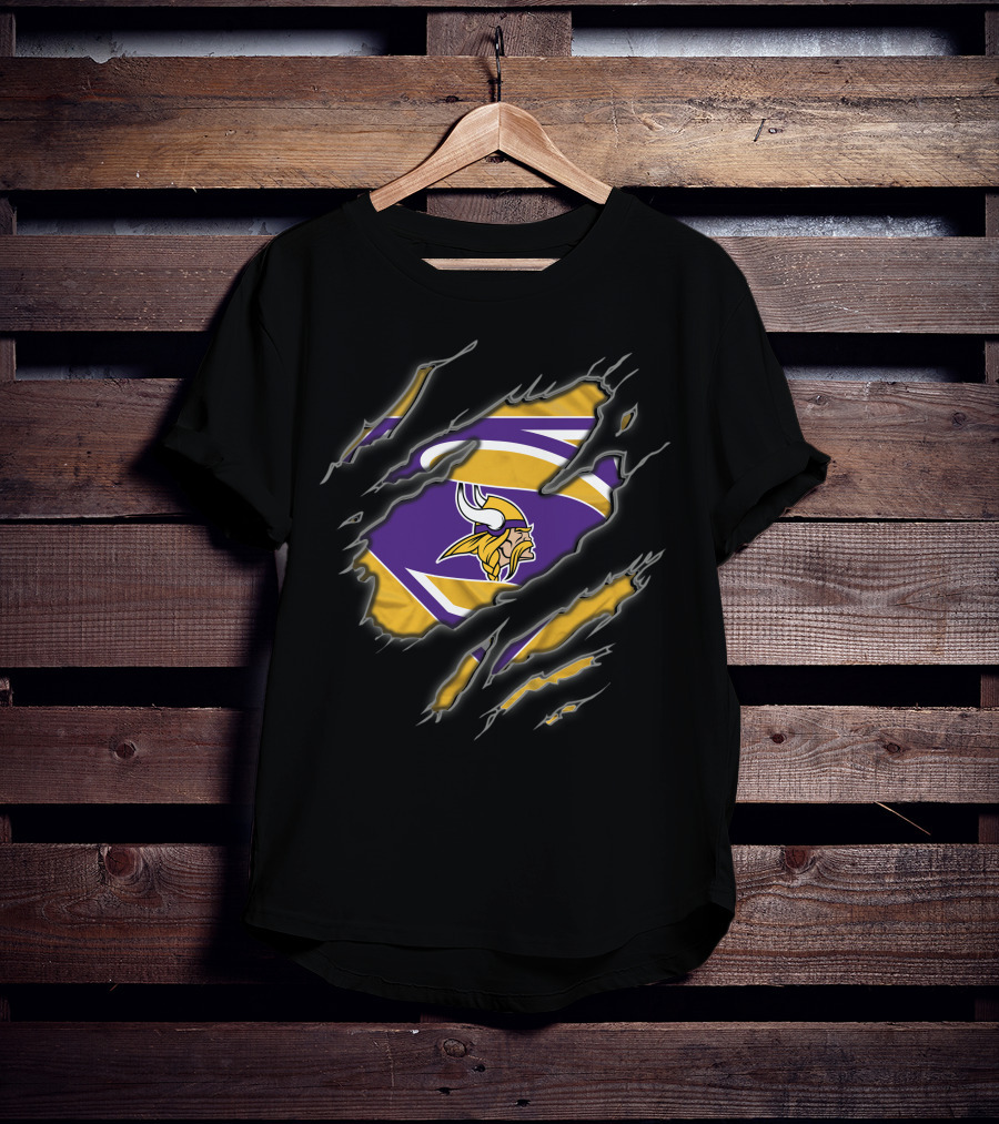 Minnesota Vikings Superman Logo Torn Shield T-Shirt