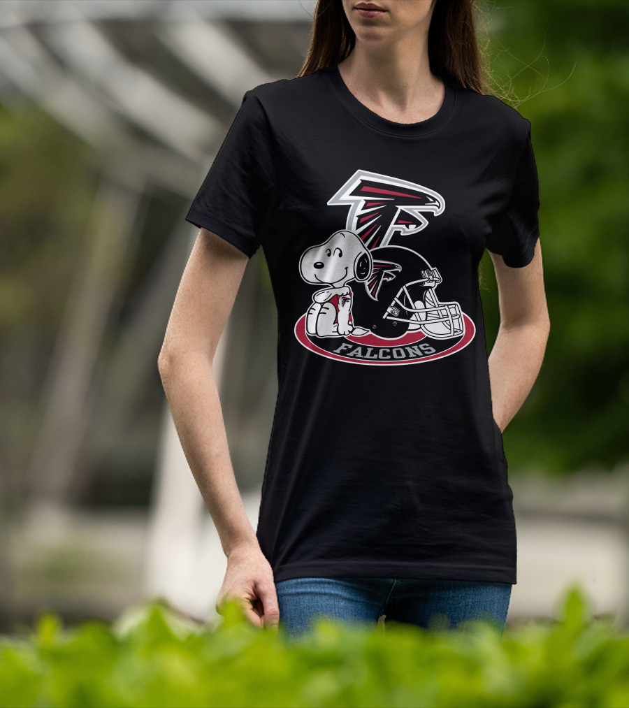 Atlanta Falcons Snoopy With Falcons Logo And Helmet T-Shirt