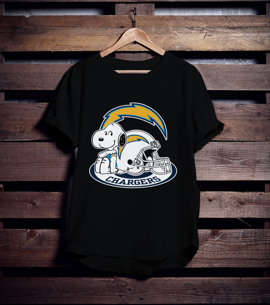 Los Angeles Chargers Snoopy Helmet Clipart 2 T-Shirt